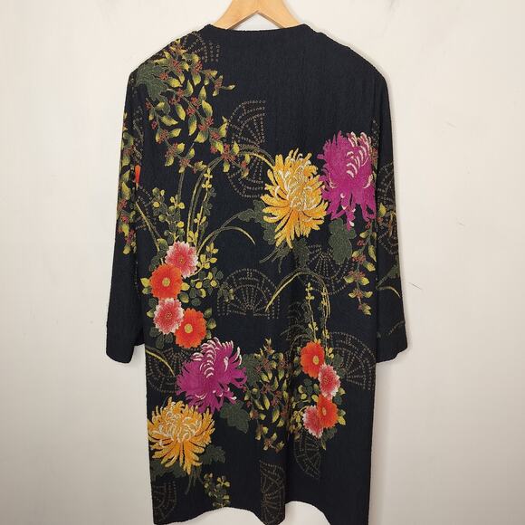 Draper's & Damon's Floral Stretchy Button Up Jacket - Picture 10 of 12